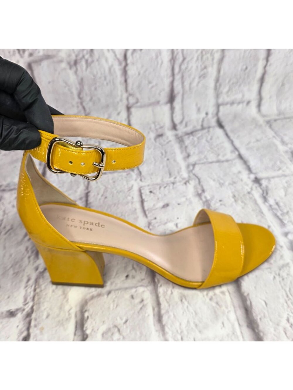 Kate Spade Susane  Block Heels Sandals Sz 8.5M Yellow Patent Leather Ankle Strap